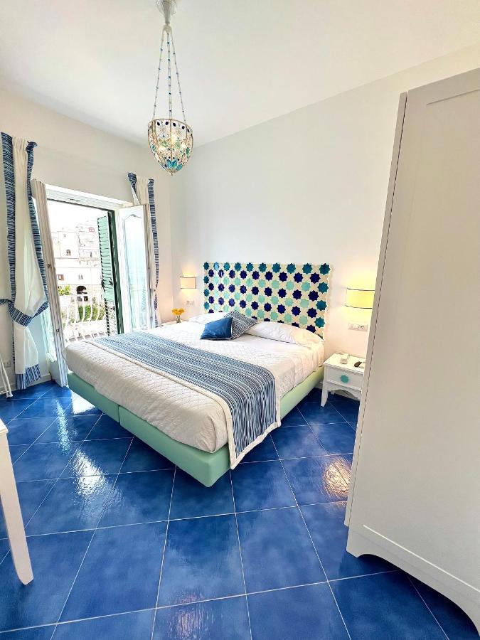 Hotel Villa Delle Palme In Positano Buitenkant foto