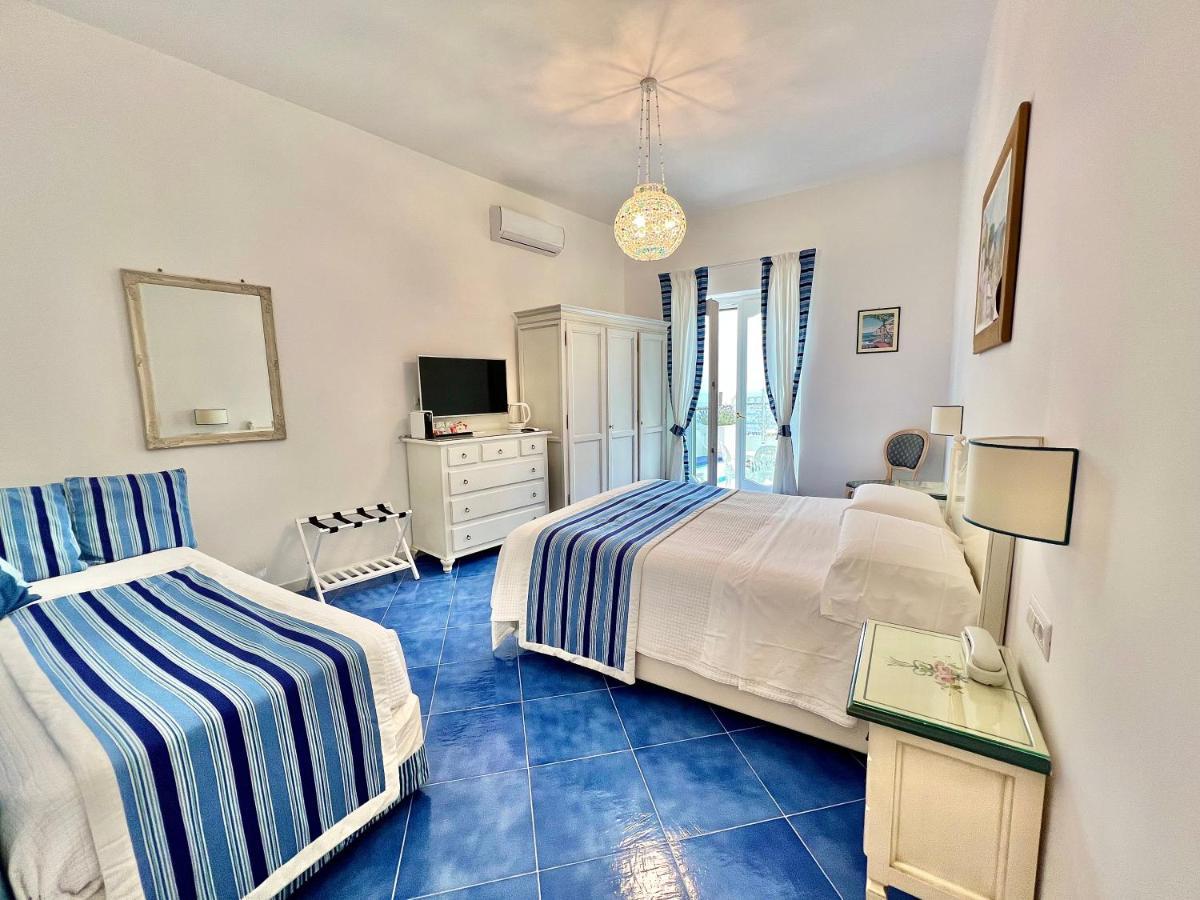 Hotel Villa Delle Palme In Positano Buitenkant foto