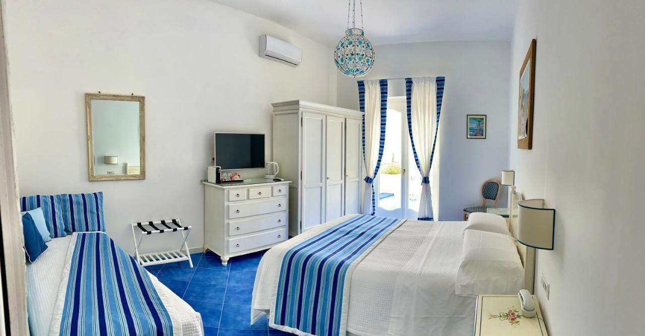 Hotel Villa Delle Palme In Positano Buitenkant foto